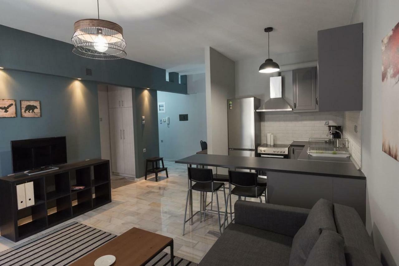 Centrally Located * Volos